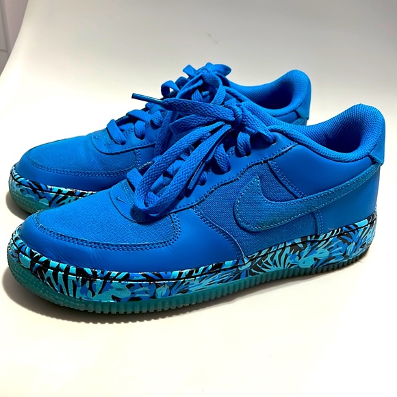 NIKE AIR TROPICAL size 8 Euro 39 Tropical Blue - Picture 1 of 5